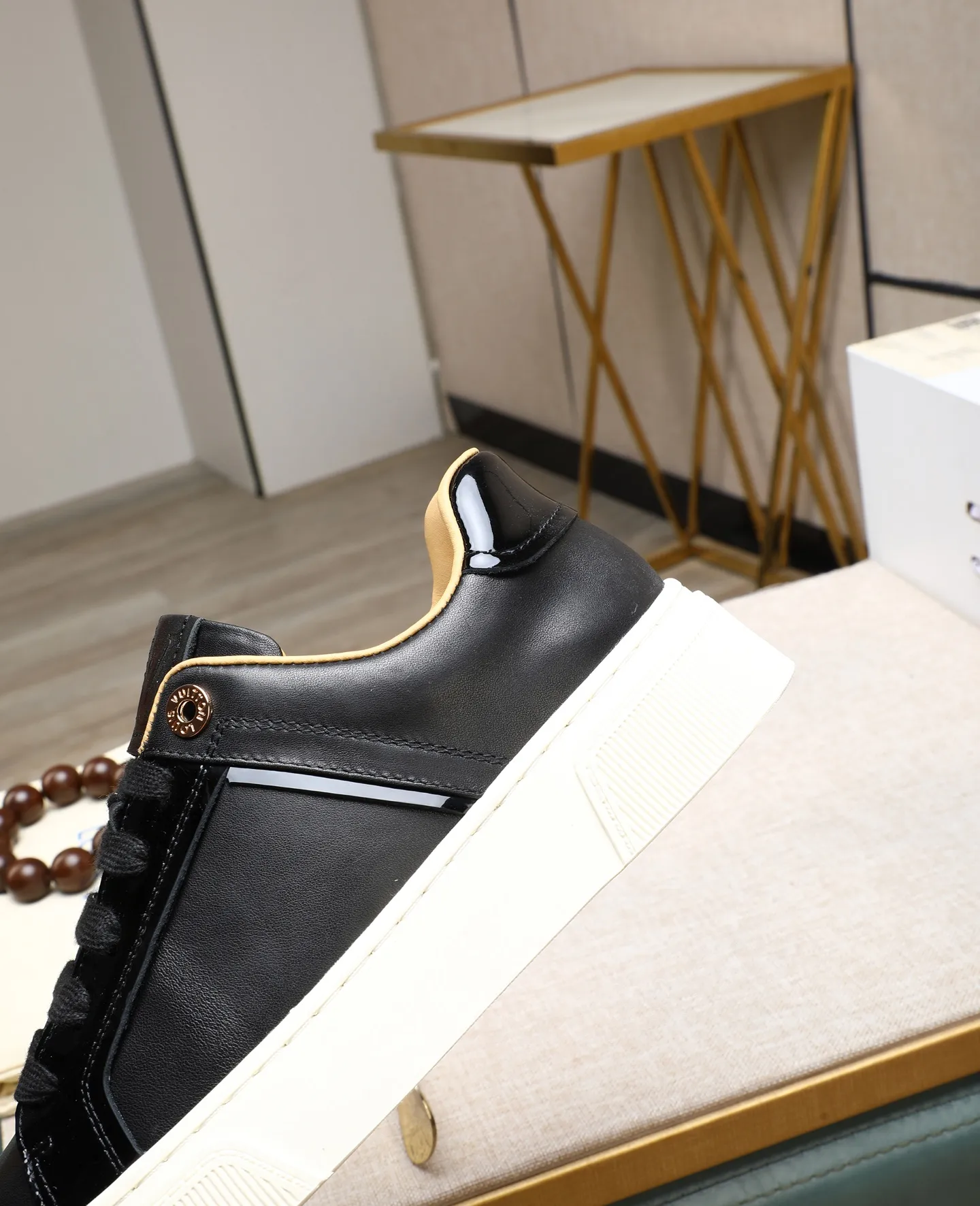 Men's shoes 💰460 [LV～] Men's casual shoes 2025z cabinet sales simultaneously 🔶Size: 38-44 #️⃣ 🔷3 colors🔜The upper is made of multi-material splicing➕cow leather lining, comfortable and breathable, sole: original comfortable and wear-resistant outsole, ⚠️real thing📱photographed🎬real thing is better📢📢📢
